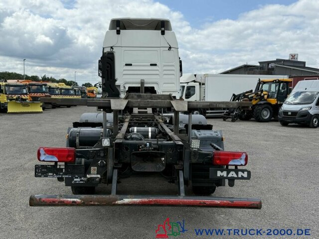 MAN TGX 26.480 XLX Haus Bett hydr Hub Multi Wechsler - Caminhão transportador de contêineres/ Caixa móvel: foto 3 MAN TGX 26.480 XLX Haus Bett hydr Hub Multi Wechsler - Caminhão transportador de contêineres/ Caixa móvel: foto 3