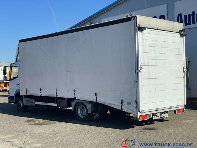 Mercedes-Benz 822 Atego Geschlossener Transport + el. Rampen - Caminhão transporte de veículos: foto 2 Mercedes-Benz 822 Atego Geschlossener Transport + el. Rampen - Caminhão transporte de veículos: foto 2