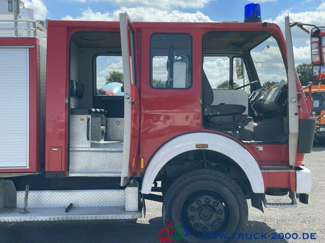 Mercedes-Benz LK 1222 4x4 Ziegler Feuerwehr 1620 L.Tank +Pumpe - Caminhão furgão: foto 4 Mercedes-Benz LK 1222 4x4 Ziegler Feuerwehr 1620 L.Tank +Pumpe - Caminhão furgão: foto 4