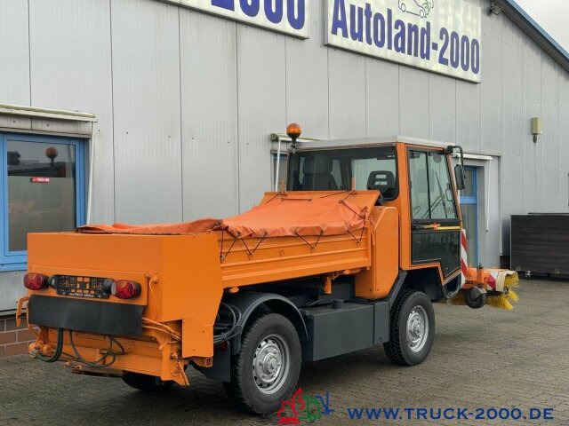 Multicar Kiefer Boki Winterdienst Streuer + Besen 23 TKM - Varredora urbana: foto 5 Multicar Kiefer Boki Winterdienst Streuer + Besen 23 TKM - Varredora urbana: foto 5