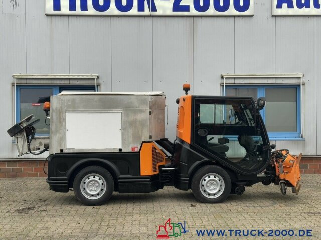Multicar Nilfisk JungoJet3500 Winterdienst & Kehrmaschine - Varredora urbana: foto 2 Multicar Nilfisk JungoJet3500 Winterdienst & Kehrmaschine - Varredora urbana: foto 2