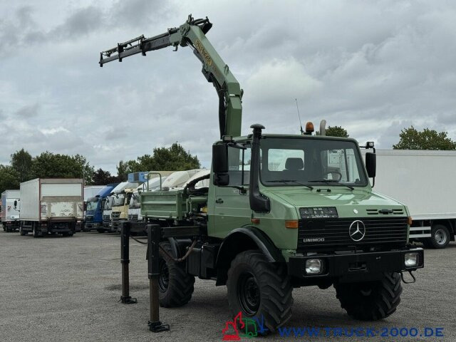 Unimog U 1400 Kran PK 7000B Kran 5+6 Steuerkreis + AHK - Veículo comercial: foto 2 Unimog U 1400 Kran PK 7000B Kran 5+6 Steuerkreis + AHK - Veículo comercial: foto 2