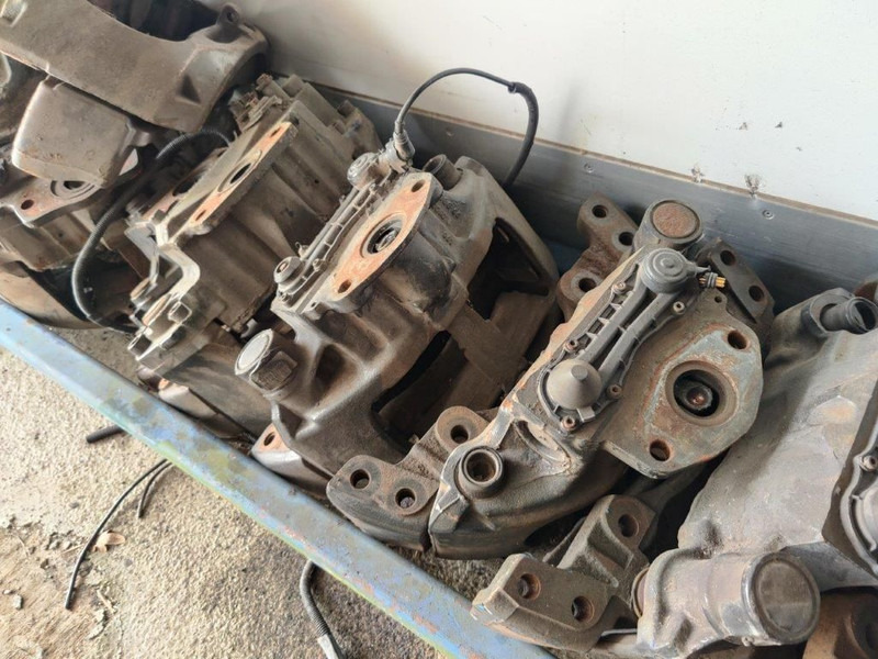 MAN Remklauwen / Brake calipers F2000 / TGA - Pinça de freio de Caminhão: foto 1 MAN Remklauwen / Brake calipers F2000 / TGA - Pinça de freio de Caminhão: foto 1