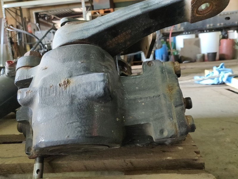 MAN Servo TGL 12.220 - Caixa de direção de Caminhão: foto 4 MAN Servo TGL 12.220 - Caixa de direção de Caminhão: foto 4