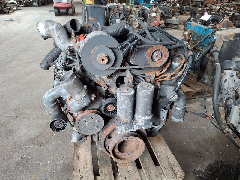 Mercedes-Benz OM442LA - Motor: foto 2 Mercedes-Benz OM442LA - Motor: foto 2