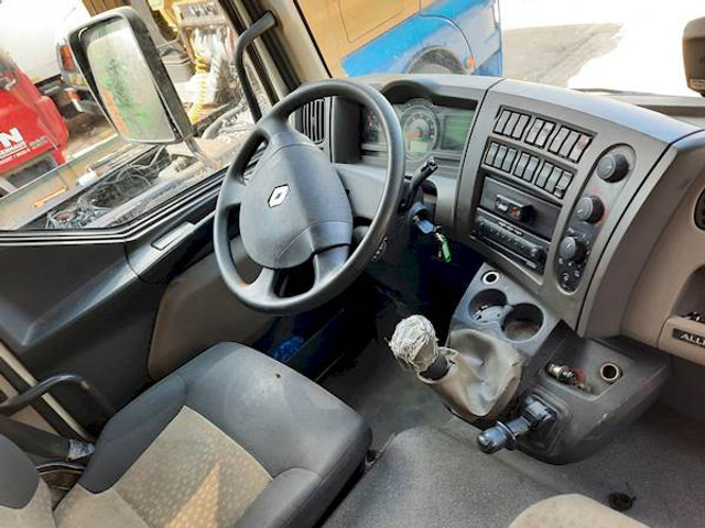 Renault MIDLUM 220 - Caminhão furgão: foto 4 Renault MIDLUM 220 - Caminhão furgão: foto 4