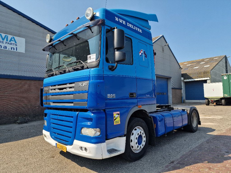 DAF XF105.460 - Tractor: foto 1 DAF XF105.460 - Tractor: foto 1