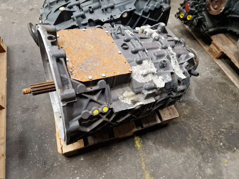 ZF ASTRONIC 12AS2330 TD - Caixa de câmbio: foto 1 ZF ASTRONIC 12AS2330 TD - Caixa de câmbio: foto 1