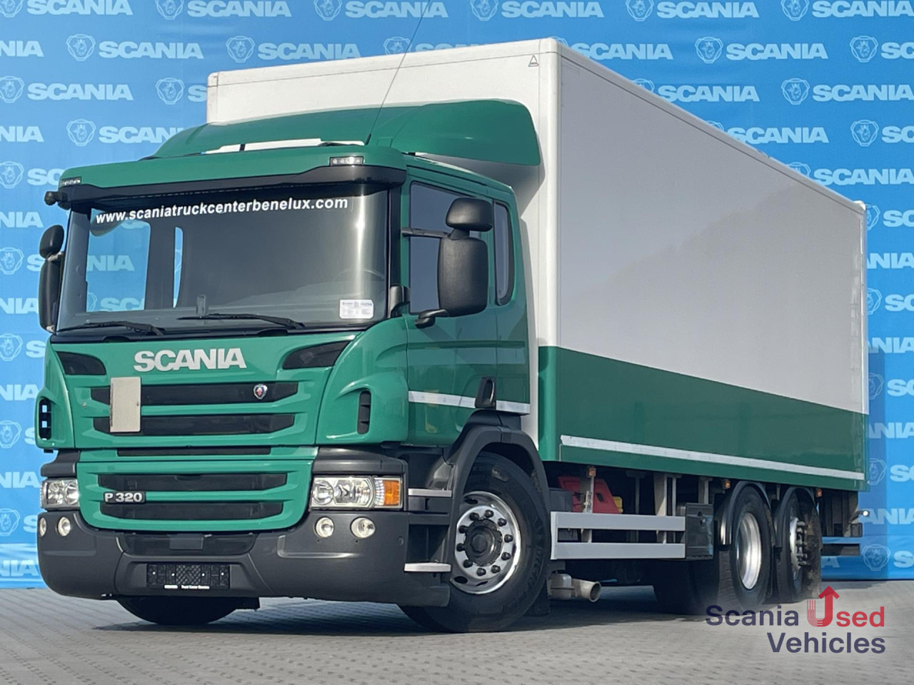SCANIA P 320 DB6x2*4MNB RETARDER FULL AIR 8T TAIL LIFT 2T - Caminhão furgão: foto 1 SCANIA P 320 DB6x2*4MNB RETARDER FULL AIR 8T TAIL LIFT 2T - Caminhão furgão: foto 1