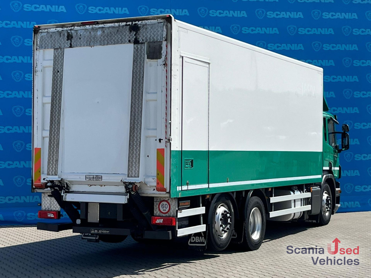 Caminhão furgão SCANIA P 320 DB6x2*4MNB RETARDER FULL AIR 8T TAIL LIFT 2T: foto 10