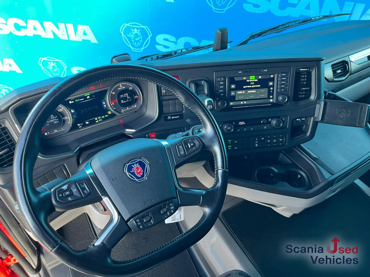 SCANIA R 410 A4x2NA RETARDER LED NAVI - Tractor: foto 4 SCANIA R 410 A4x2NA RETARDER LED NAVI - Tractor: foto 4