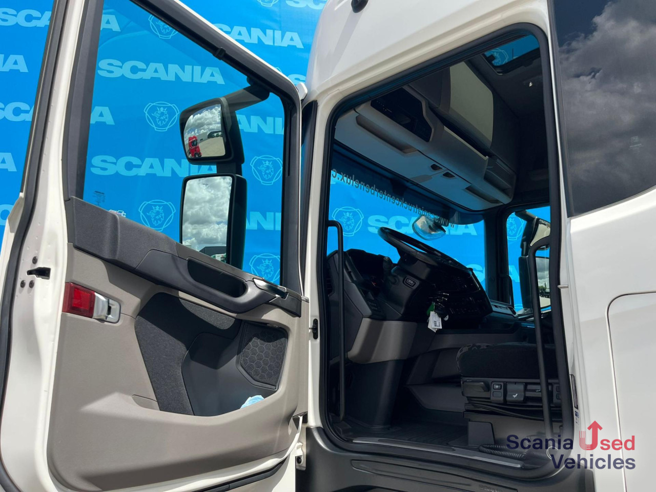 SCANIA R 450 A4x2EB RETARDER MEGA / VOLUME DIFF-L 8T PTOV - Tractor: foto 2 SCANIA R 450 A4x2EB RETARDER MEGA / VOLUME DIFF-L 8T PTOV - Tractor: foto 2