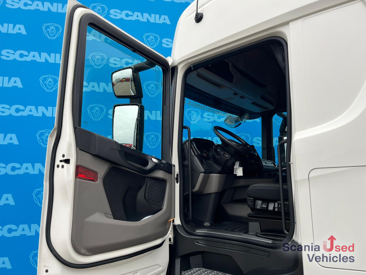 SCANIA R 500 A4x2EB RETARDER MEGA VOLUME P-AIRCO ACC - Tractor: foto 2 SCANIA R 500 A4x2EB RETARDER MEGA VOLUME P-AIRCO ACC - Tractor: foto 2