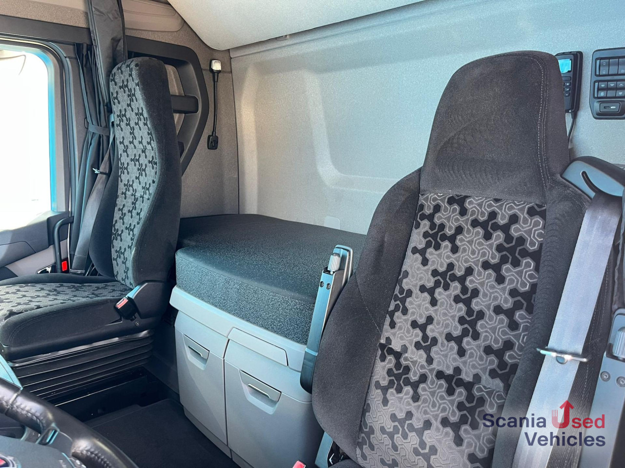 SCANIA S 500 A4x2NB DIFF-L RETARDER P-AIRCO FULL AIR ACC - Tractor: foto 3 SCANIA S 500 A4x2NB DIFF-L RETARDER P-AIRCO FULL AIR ACC - Tractor: foto 3