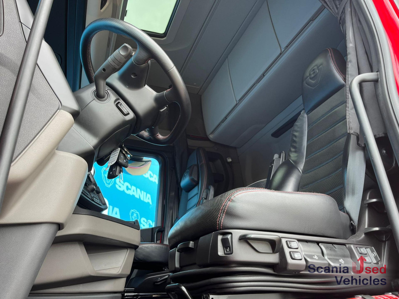 SCANIA S 590 A4x2NB V8 RETARDER 8T FULL AIR DIFF-LOCK - Tractor: foto 4 SCANIA S 590 A4x2NB V8 RETARDER 8T FULL AIR DIFF-LOCK - Tractor: foto 4