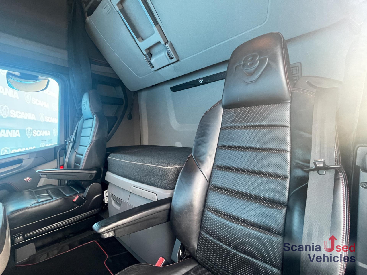 SCANIA S 660 A6x2/4NB V8 RETARDER FULL AIR 8T DIFF-L LED - Tractor: foto 3 SCANIA S 660 A6x2/4NB V8 RETARDER FULL AIR 8T DIFF-L LED - Tractor: foto 3