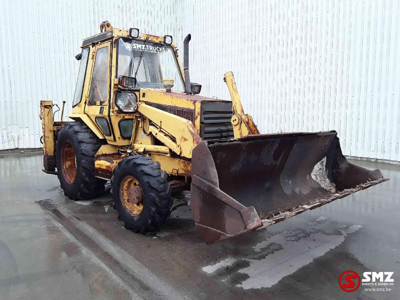 Caterpillar 428 - Retroescavadeira: foto 1 Caterpillar 428 - Retroescavadeira: foto 1