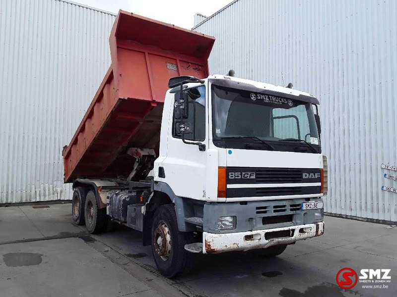 DAF 85 CF 380 euro 2 - Caminhão basculante: foto 1 DAF 85 CF 380 euro 2 - Caminhão basculante: foto 1