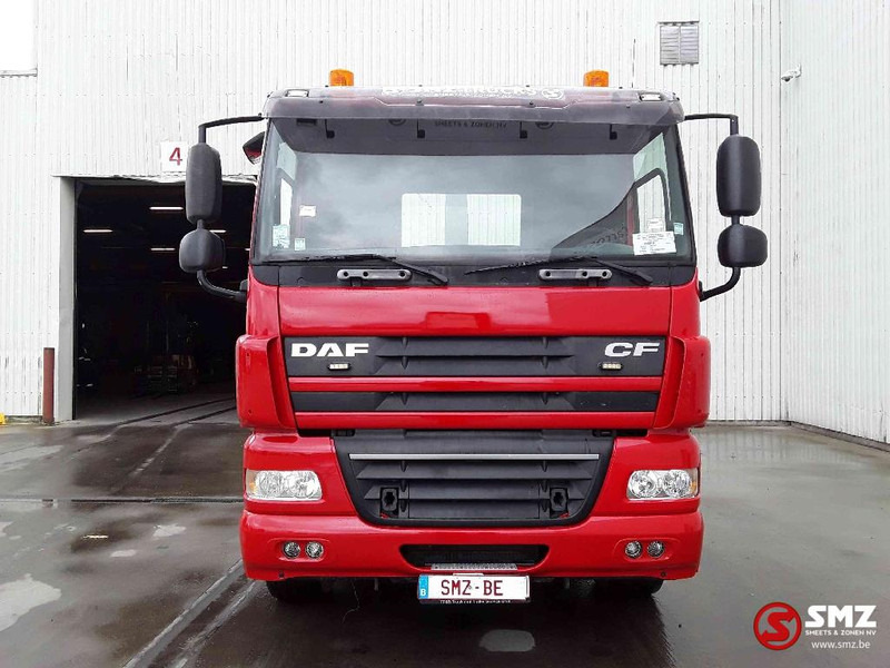 DAF 85 CF 410 6x4 - Caminhão transportador de contêineres/ Caixa móvel: foto 2 DAF 85 CF 410 6x4 - Caminhão transportador de contêineres/ Caixa móvel: foto 2