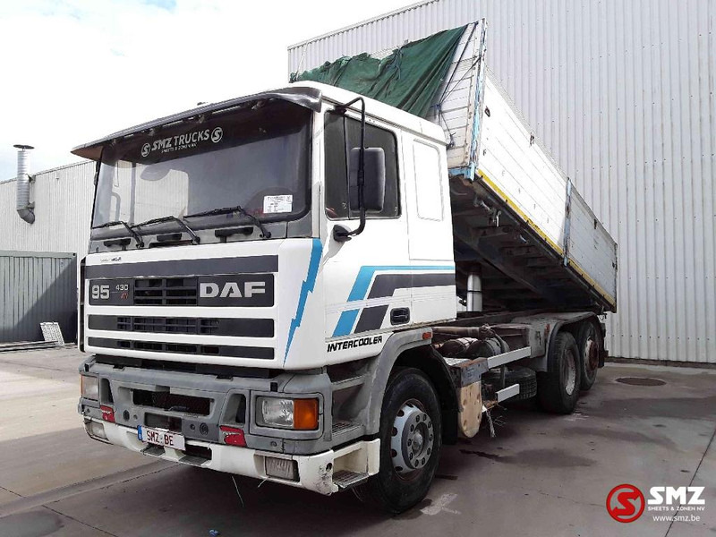 DAF 95 430 lames steel - Caminhão basculante: foto 3 DAF 95 430 lames steel - Caminhão basculante: foto 3