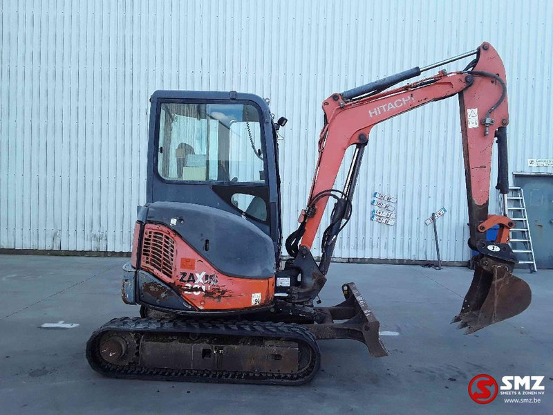 Hitachi ZX29U-3 airco - Guindaste sobre esteiras: foto 4 Hitachi ZX29U-3 airco - Guindaste sobre esteiras: foto 4