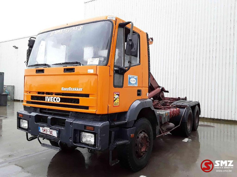 Iveco Trakker 260 E 34 6x4 francais - Caminhão transportador de contêineres/ Caixa móvel: foto 3 Iveco Trakker 260 E 34 6x4 francais - Caminhão transportador de contêineres/ Caixa móvel: foto 3