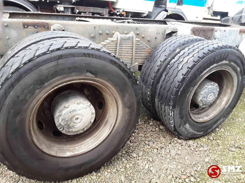 Caminhão chassi Mercedes-Benz 2527 6x4motor slecht: foto 12
