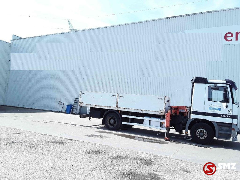 Mercedes-Benz Actros 1831 165000km lames - Camião de caixa aberta/ Plataforma: foto 4 Mercedes-Benz Actros 1831 165000km lames - Camião de caixa aberta/ Plataforma: foto 4