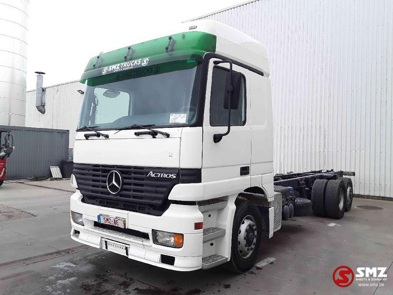 Mercedes-Benz Actros 2535 - Caminhão chassi: foto 3 Mercedes-Benz Actros 2535 - Caminhão chassi: foto 3