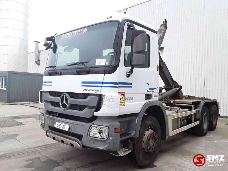 Mercedes-Benz Actros 2636 6x4 manual - Caminhão transportador de contêineres/ Caixa móvel: foto 3 Mercedes-Benz Actros 2636 6x4 manual - Caminhão transportador de contêineres/ Caixa móvel: foto 3