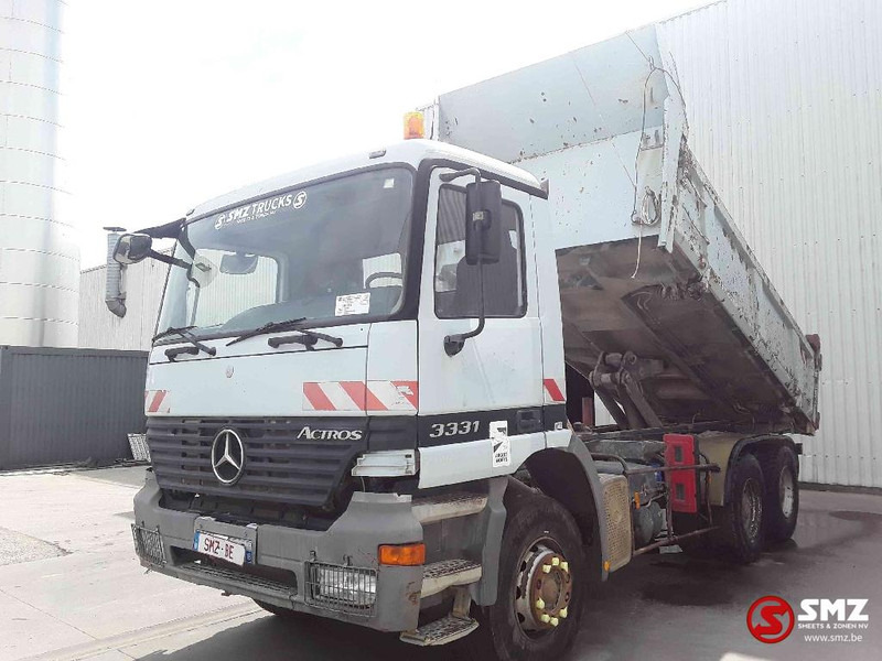 Mercedes-Benz Actros 3331 manual - Caminhão basculante: foto 3 Mercedes-Benz Actros 3331 manual - Caminhão basculante: foto 3
