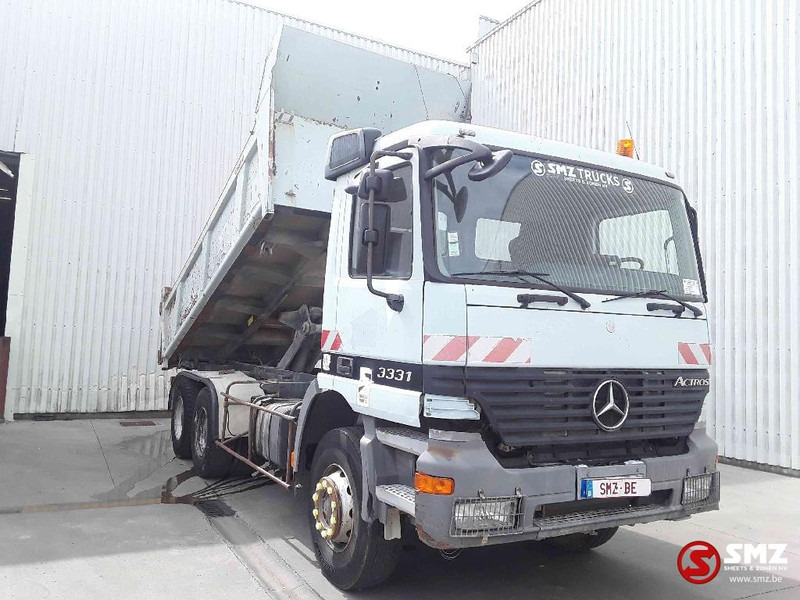 Mercedes-Benz Actros 3331 manual - Caminhão basculante: foto 1 Mercedes-Benz Actros 3331 manual - Caminhão basculante: foto 1