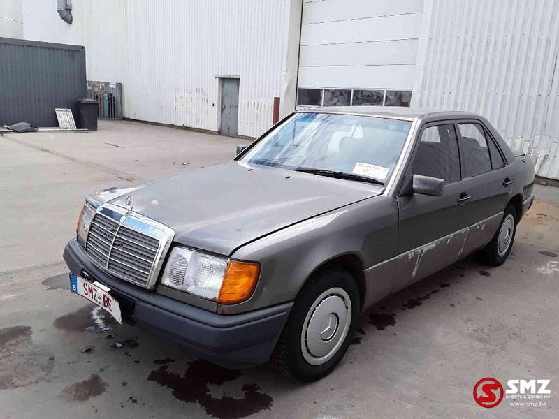 Mercedes-Benz - Automóvel: foto 3 Mercedes-Benz - Automóvel: foto 3