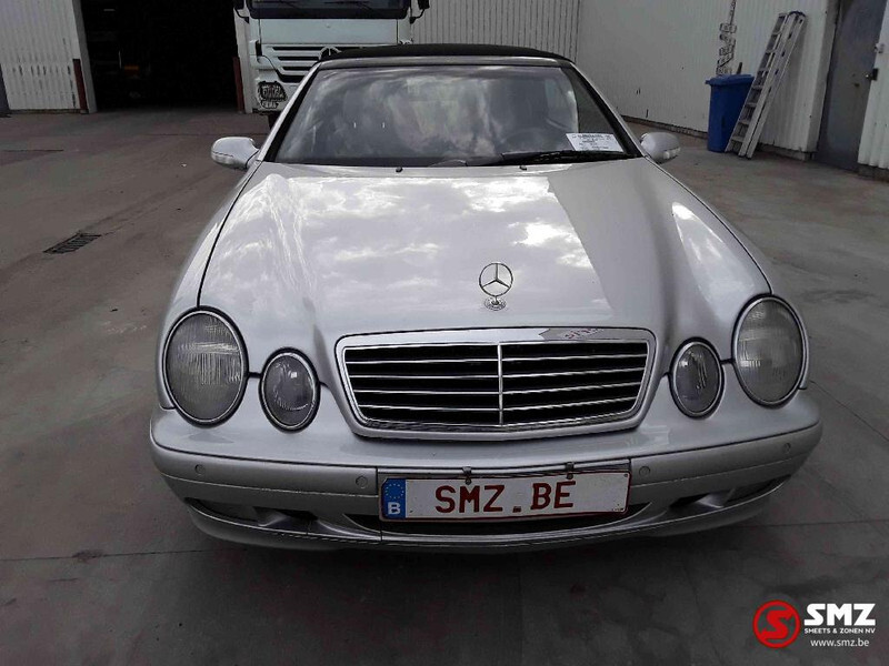 Mercedes-Benz CLK-Klasse 200 - Automóvel: foto 2 Mercedes-Benz CLK-Klasse 200 - Automóvel: foto 2