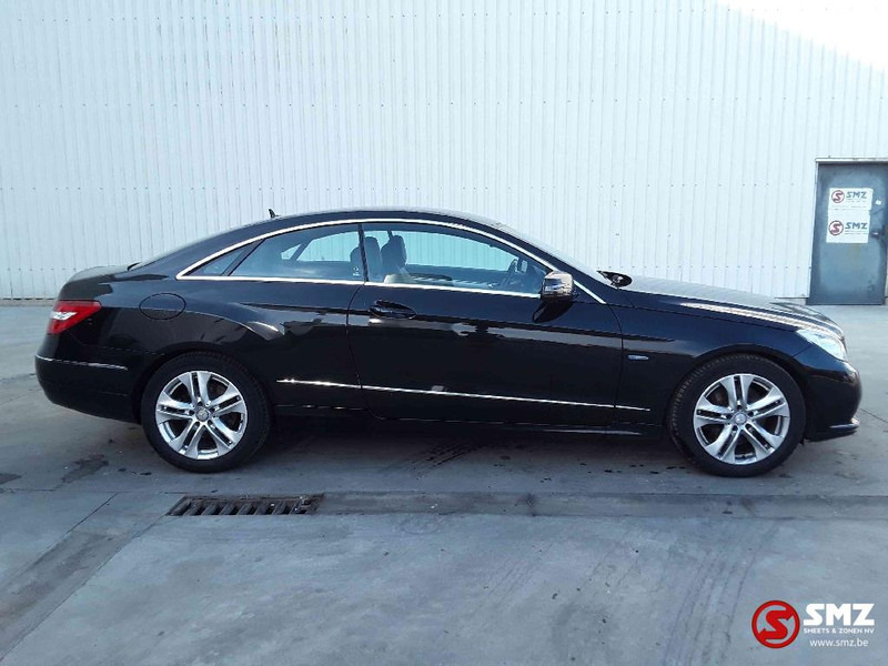 Mercedes-Benz E-Klasse 250 CDI 60000 km automatic/parktronic ("12) no reg - Automóvel: foto 4 Mercedes-Benz E-Klasse 250 CDI 60000 km automatic/parktronic ("12) no reg - Automóvel: foto 4