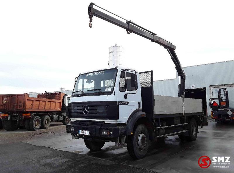 Mercedes-Benz SK 2031 lames manual - Camião de caixa aberta/ Plataforma, Caminhão grua: foto 3 Mercedes-Benz SK 2031 lames manual - Camião de caixa aberta/ Plataforma, Caminhão grua: foto 3
