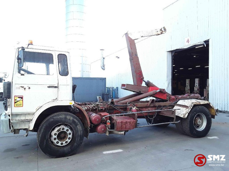 Renault G 290 - Caminhão transportador de contêineres/ Caixa móvel: foto 5 Renault G 290 - Caminhão transportador de contêineres/ Caixa móvel: foto 5