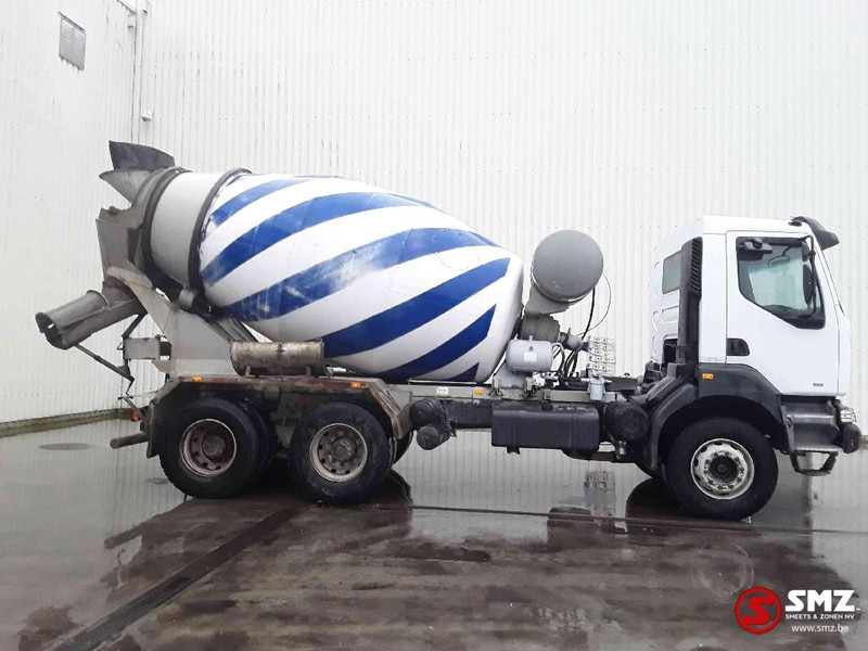 Renault Kerax 300 manual pump - Caminhão betoneira: foto 4 Renault Kerax 300 manual pump - Caminhão betoneira: foto 4