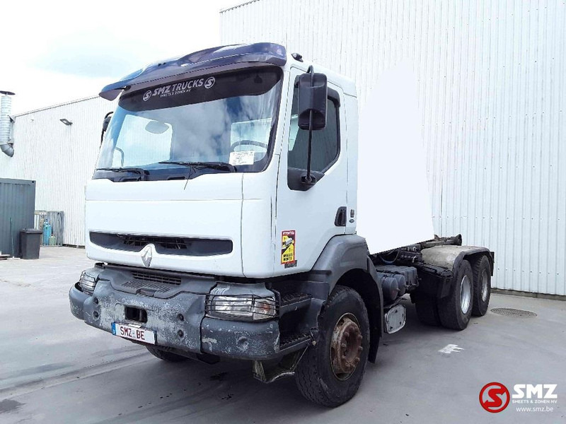 Renault Kerax 370 steel lames - Caminhão chassi: foto 3 Renault Kerax 370 steel lames - Caminhão chassi: foto 3
