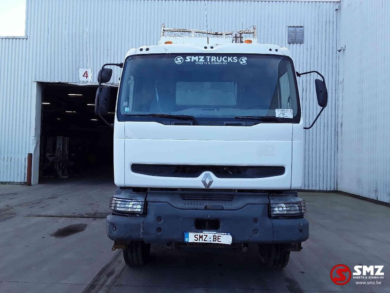 Renault Kerax 420 6x4 - Caminhão basculante, Caminhão grua: foto 2 Renault Kerax 420 6x4 - Caminhão basculante, Caminhão grua: foto 2