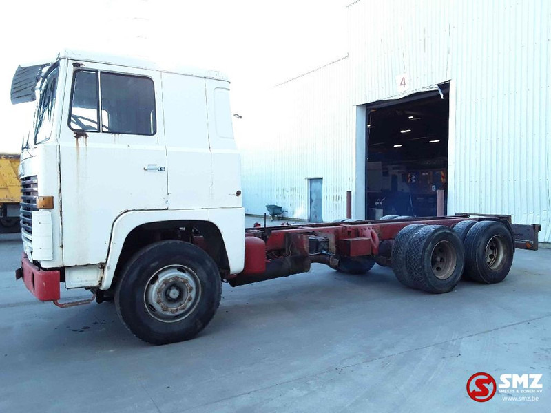 Scania 111 6x2 super lames - Caminhão chassi: foto 5 Scania 111 6x2 super lames - Caminhão chassi: foto 5