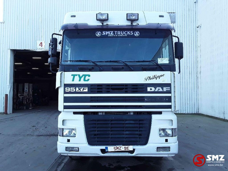 DAF XF 430 Spacecab Euro 2 - Tractor: foto 2 DAF XF 430 Spacecab Euro 2 - Tractor: foto 2