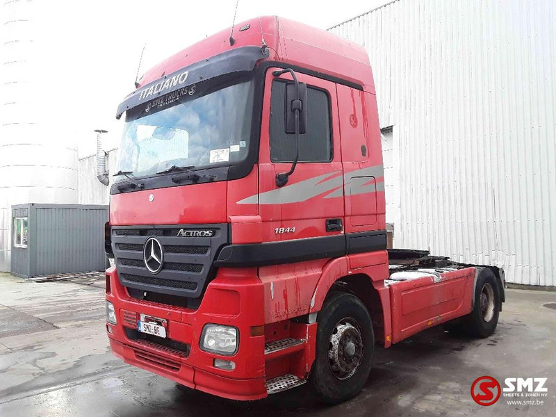 Mercedes-Benz Actros 1844 megaspace 2 tanks - Tractor: foto 3 Mercedes-Benz Actros 1844 megaspace 2 tanks - Tractor: foto 3
