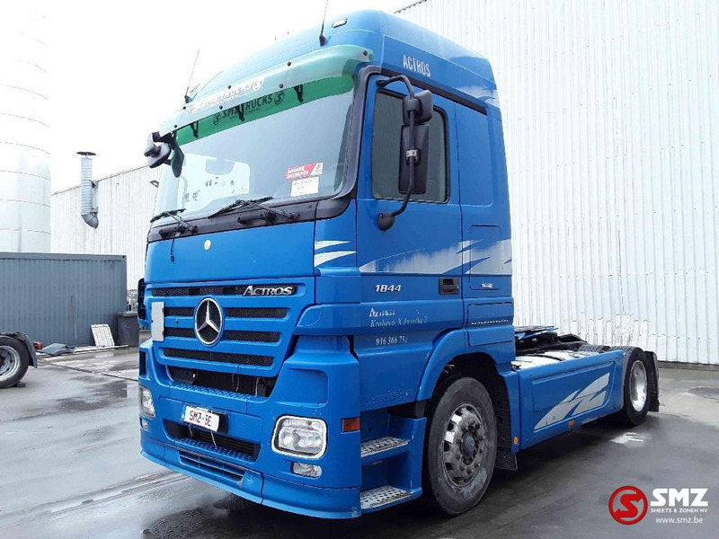 Mercedes-Benz Actros 1846 3 pedal - Tractor: foto 3 Mercedes-Benz Actros 1846 3 pedal - Tractor: foto 3