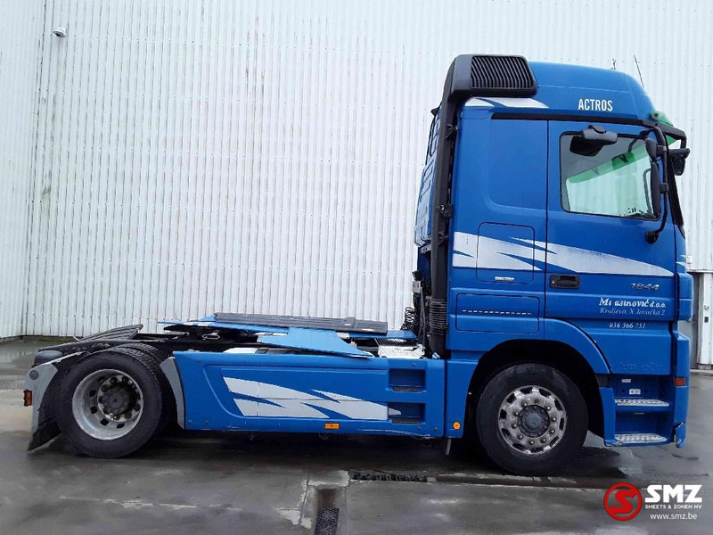 Mercedes-Benz Actros 1846 3 pedal - Tractor: foto 4 Mercedes-Benz Actros 1846 3 pedal - Tractor: foto 4