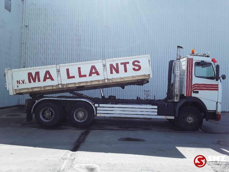 Volvo FM 12 6x4 lames steel big axle - Caminhão transportador de contêineres/ Caixa móvel: foto 4 Volvo FM 12 6x4 lames steel big axle - Caminhão transportador de contêineres/ Caixa móvel: foto 4