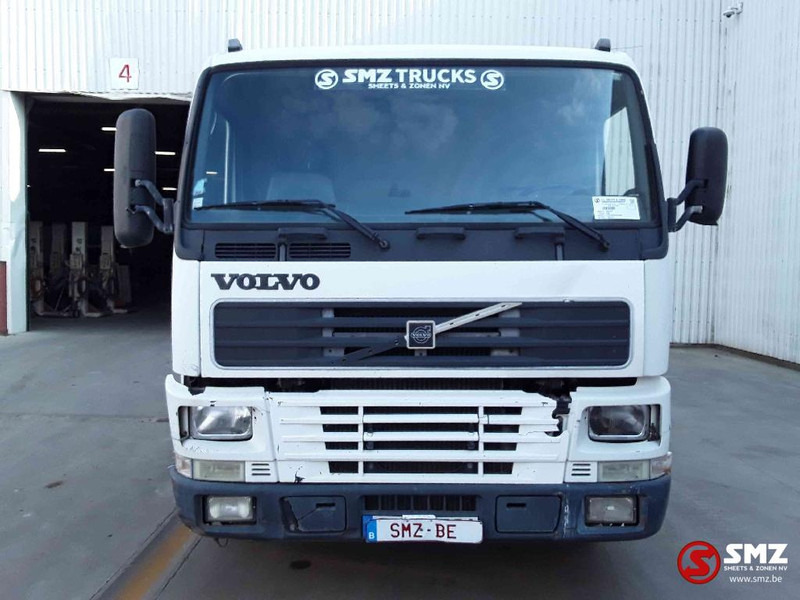 Volvo FM 7 290 lames inox - Caminhão tanque: foto 2 Volvo FM 7 290 lames inox - Caminhão tanque: foto 2