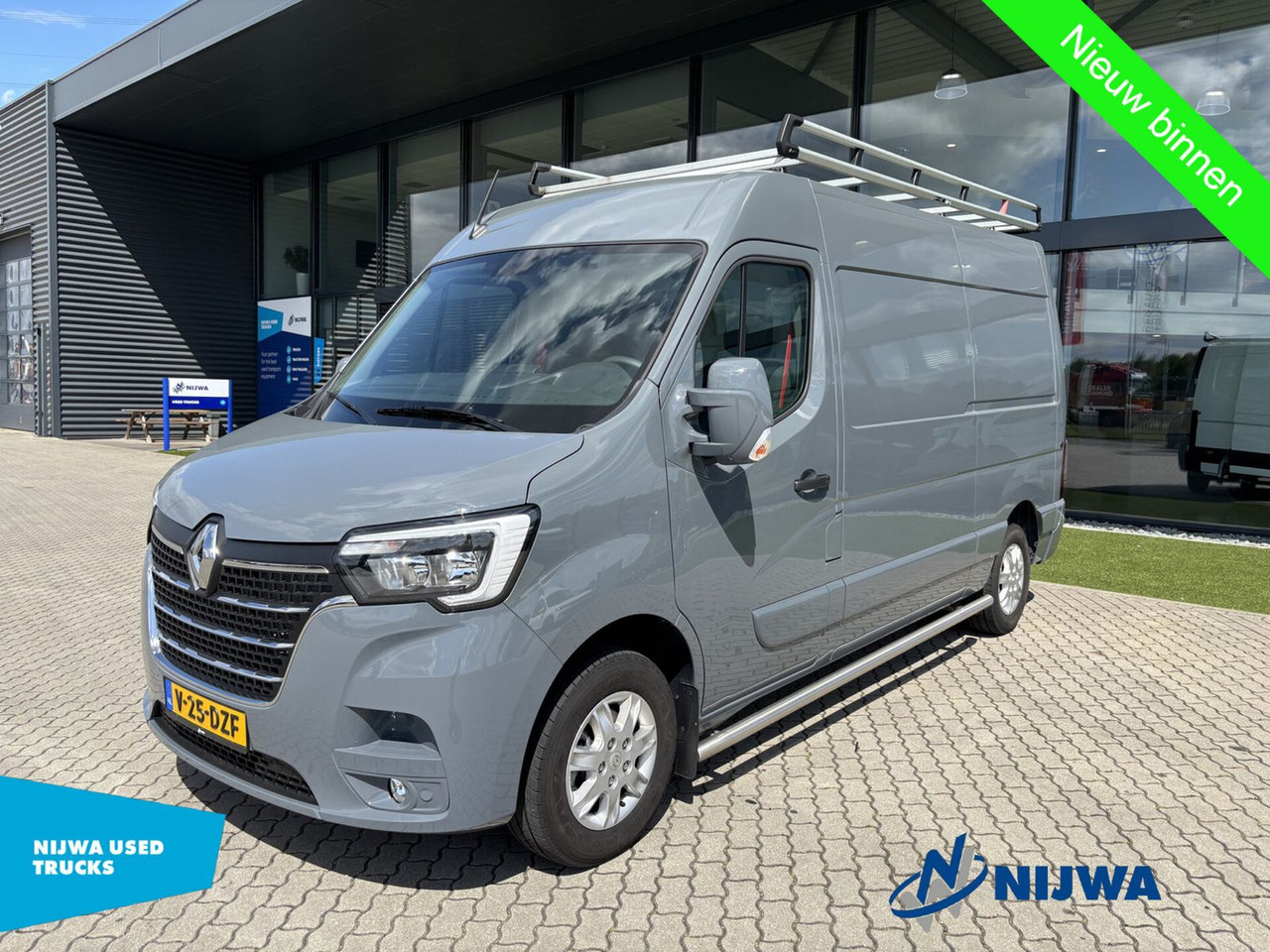 Renault Master T35 150 L2H2 Imperial + Trekhaak Kasten - Furgão: foto 1 Renault Master T35 150 L2H2 Imperial + Trekhaak Kasten - Furgão: foto 1
