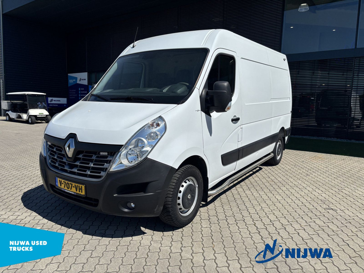 Renault Master T35 170 L2H3 Camera + Trekhaak Kasten - Furgão: foto 1 Renault Master T35 170 L2H3 Camera + Trekhaak Kasten - Furgão: foto 1