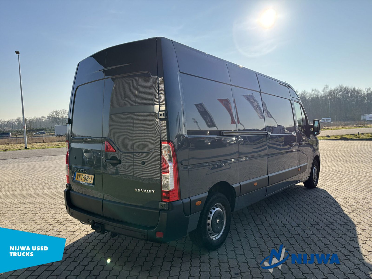 Renault Master T35 180 L3H2 Navigatie + Trekhaak Kasten - Furgão: foto 3 Renault Master T35 180 L3H2 Navigatie + Trekhaak Kasten - Furgão: foto 3